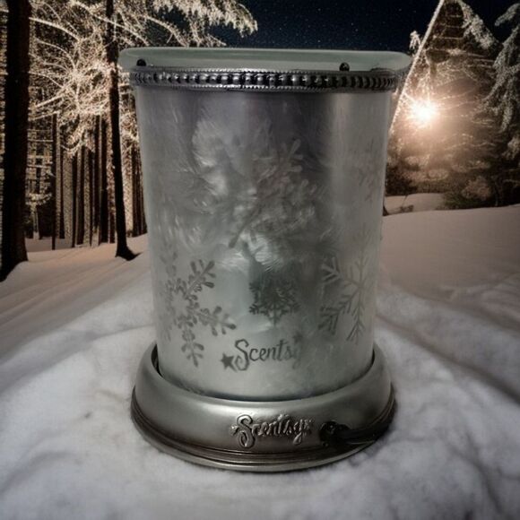 Scentsy Silver Frost Glass Shade Base Wax Warmer Lampshade Collection Snowflake. - Picture 15 of 16